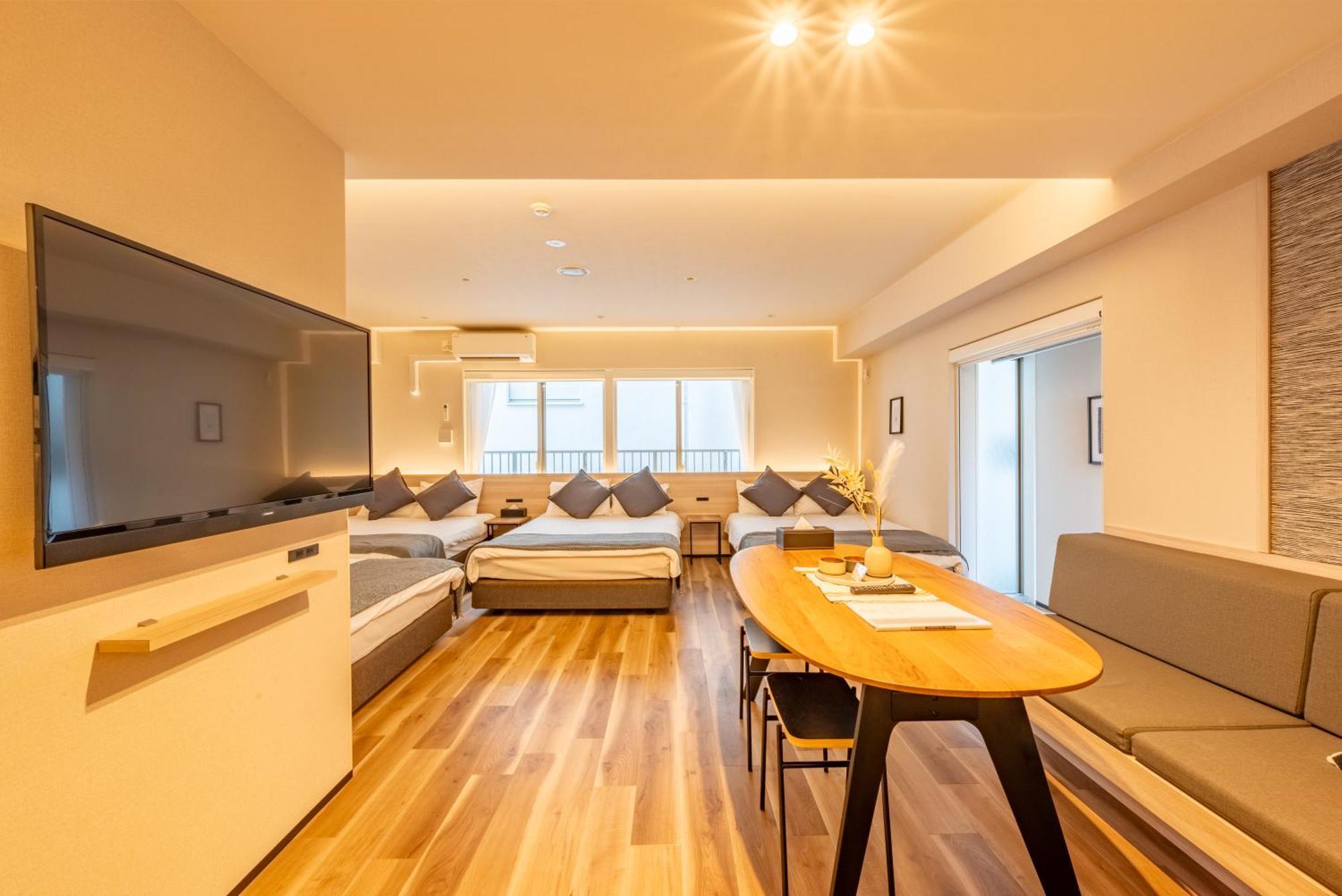 Comforts81 Shinsaibashi Осака Номер фото